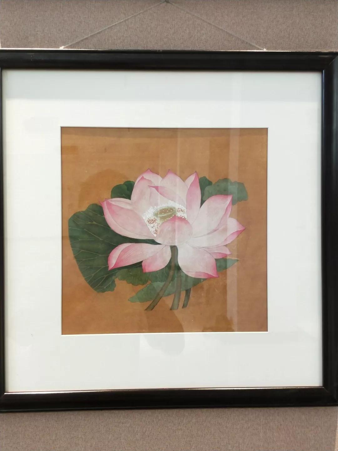 徐艳萍《宋.出水芙蓉图》 指导老师:田爱华研究方向:美术学(国画)